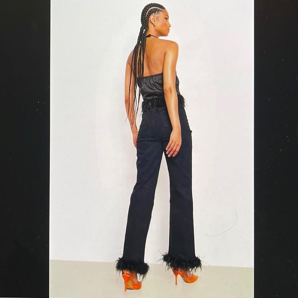 NWT BooHoo Tall Feather Trim Straight Leg Jean - Picture 2 of 11